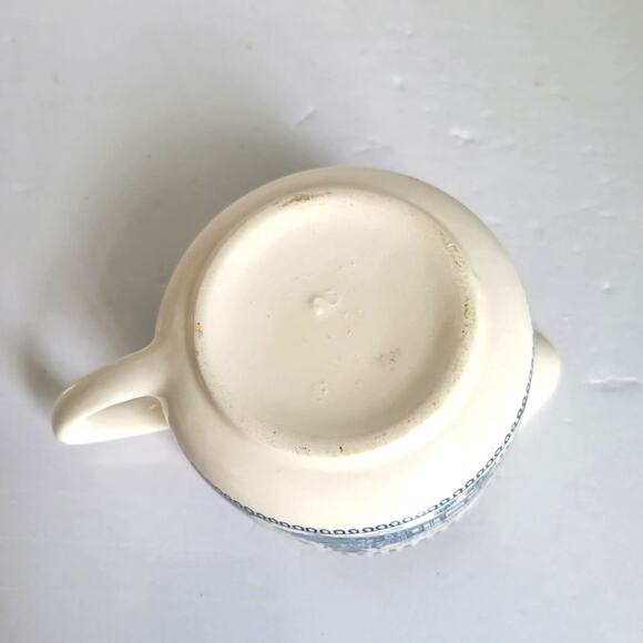 Vintage Royal China Creamer Blue Cream Currier & Ives Express Train Railroad USA - Picture 7 of 10